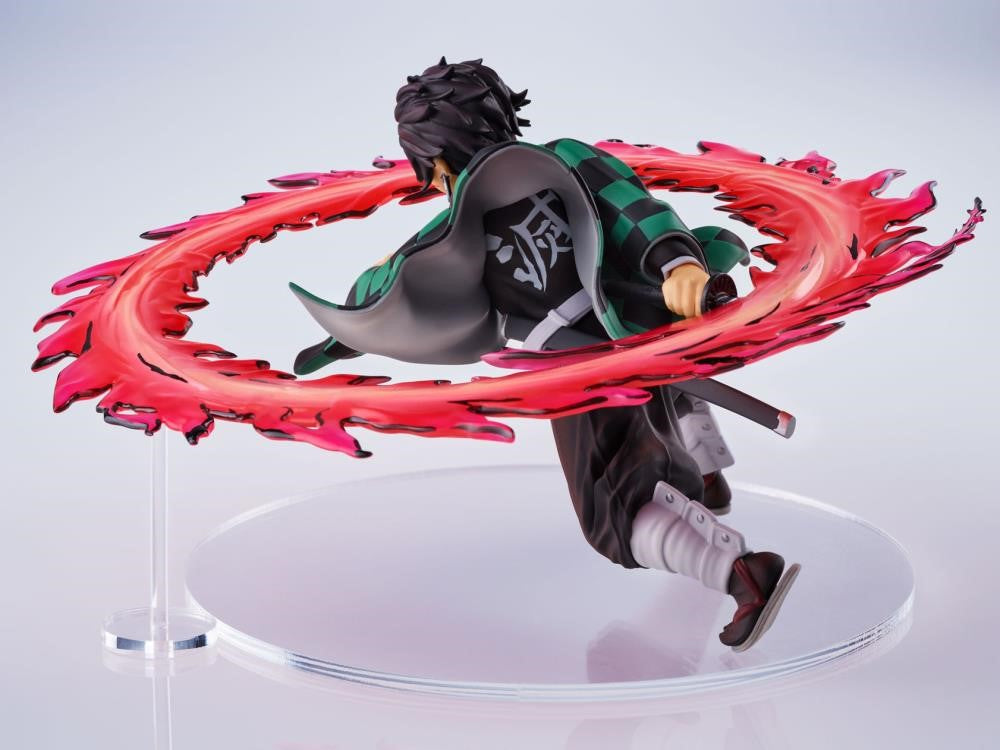 ConoFig Demon Slayer: Kimetsu no Yaiba Tanjiro Kamado Figure (Red)
